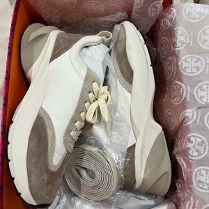 Tory Burch Good Luck Trainer size 7